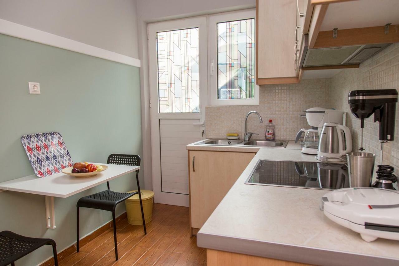 Gazi Discrit Next To Subway Apartment เอเธนส์ ภายนอก รูปภาพ